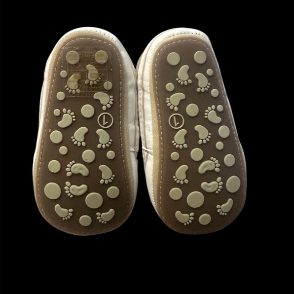 Tan Infant Tennis Shoes 6-12M New - Picture 5 of 8